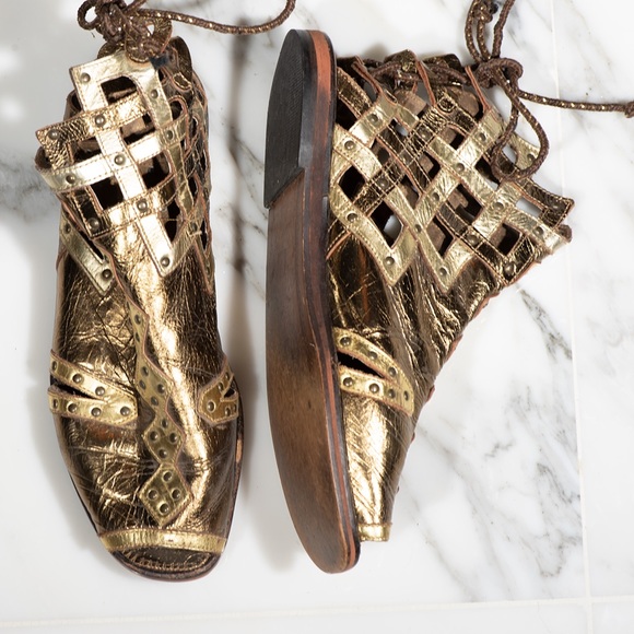 Vintage Spanish Gold Gladiator Sandals El Dantes - Picture 3 of 7